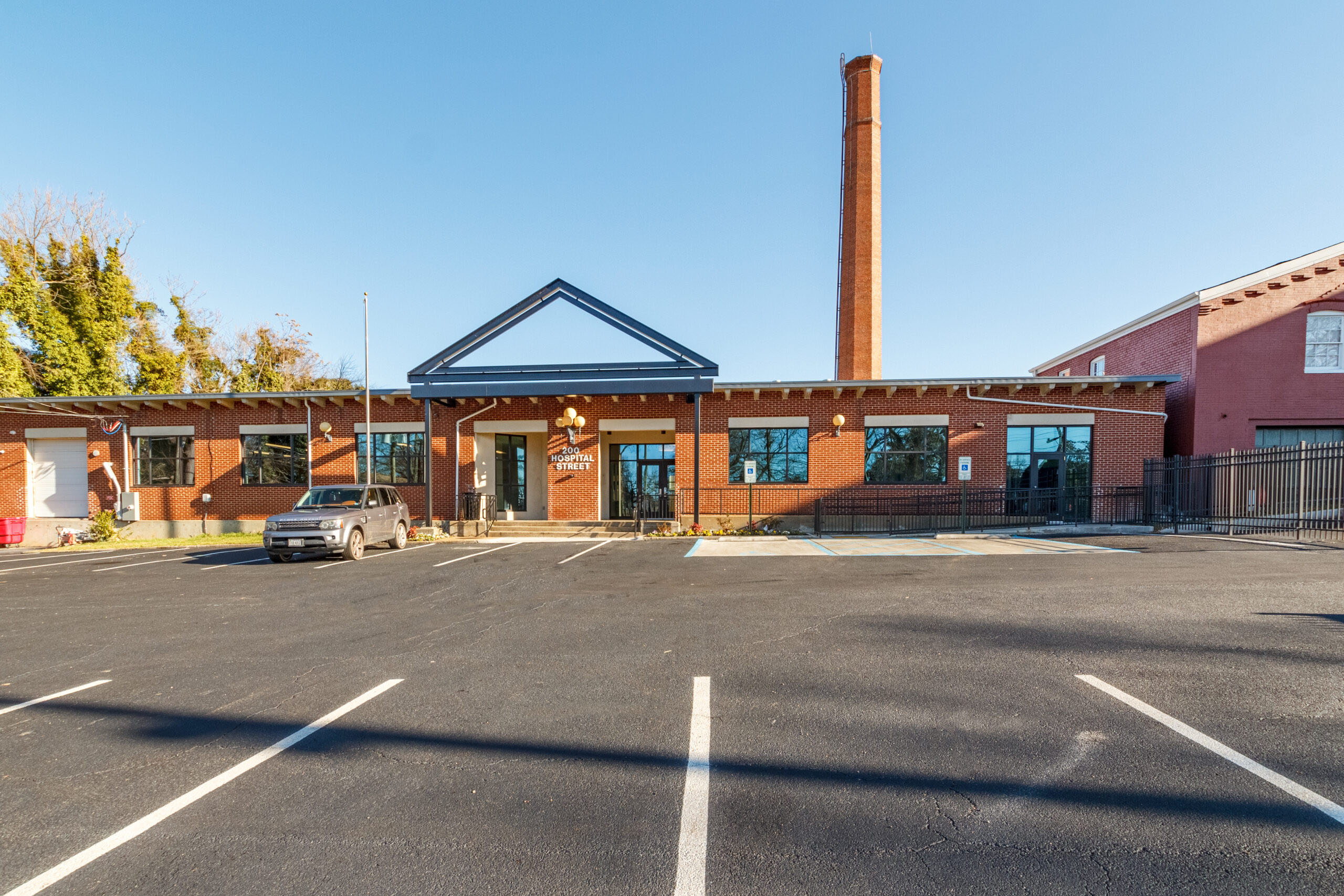 Belle Courts Apartments